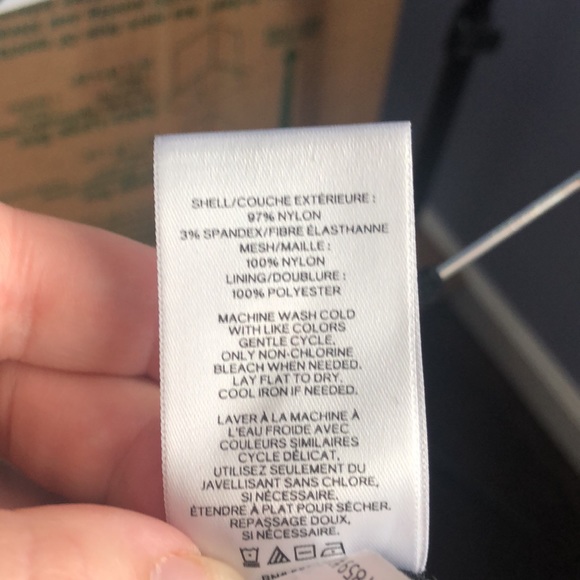 ⭕️ PRICE FIRM Express Size XS Black Lace Floral Midi Dress - Picture 12 of 12